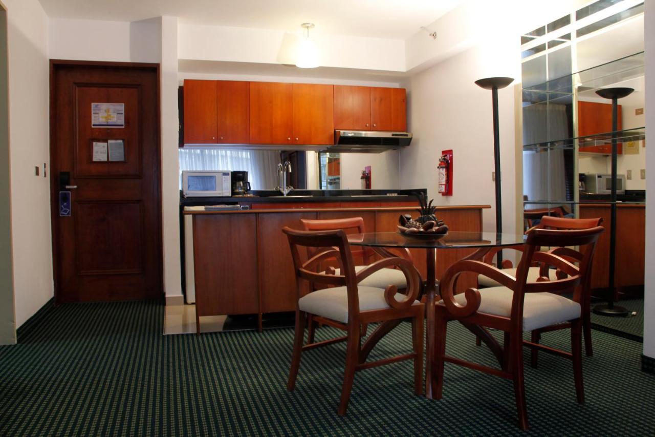 Hotel Altamira Suites Caracas Luaran gambar