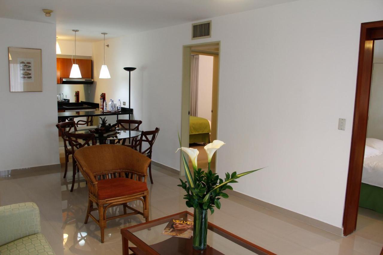 Hotel Altamira Suites Caracas Luaran gambar