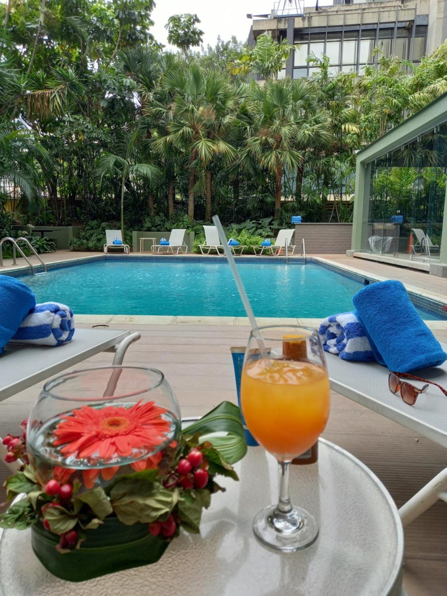 Hotel Altamira Suites Caracas Luaran gambar