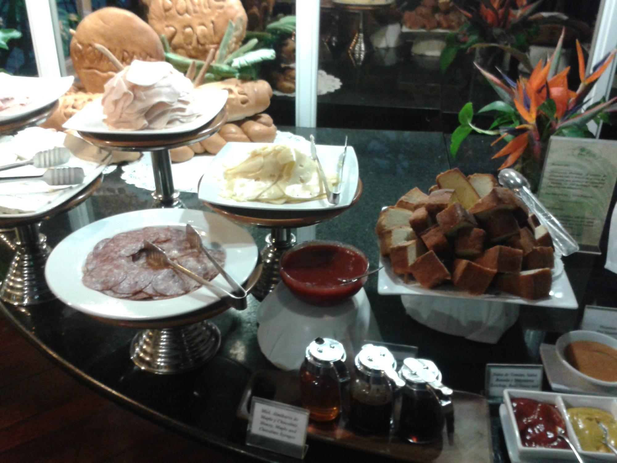 Hotel Altamira Suites Caracas Luaran gambar